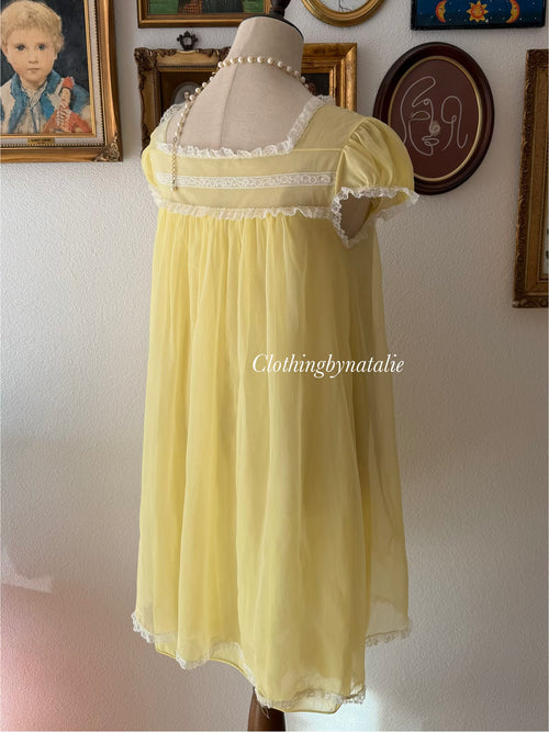 Yellow Nylon Milkmaid Nightgown size M