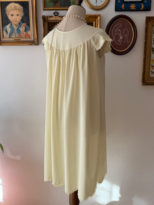 Shadowline Yellow Nylon Nightgown size S/small M