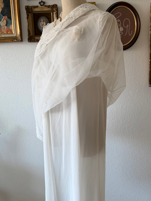 Vintage White Nylon Peignoir Set Size S