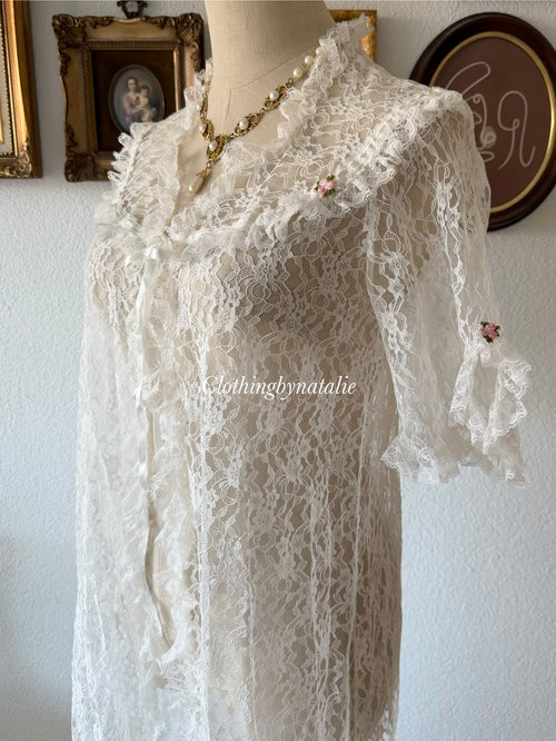 “Rose” White Lace Robe Size S