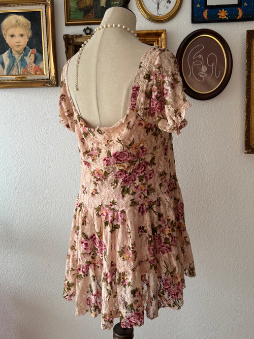 Floral Pink Lace Dress size M
