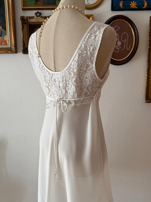 Cinema Etoile Bridal Mini Peignoir Set Size M