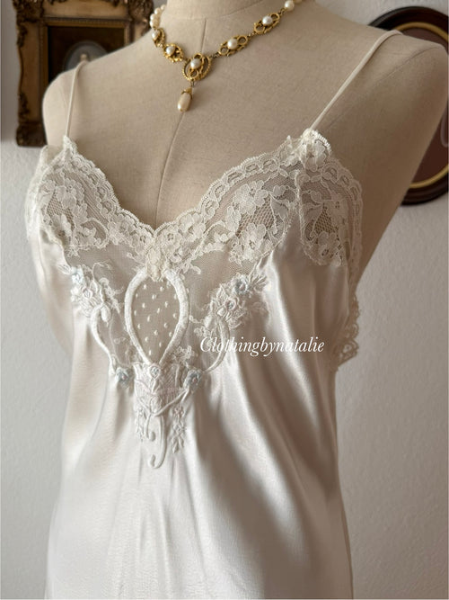 Sara Beth Bridal Satin Peignoir Set Size M