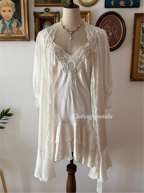 Sara Beth Bridal Satin Peignoir Set Size M