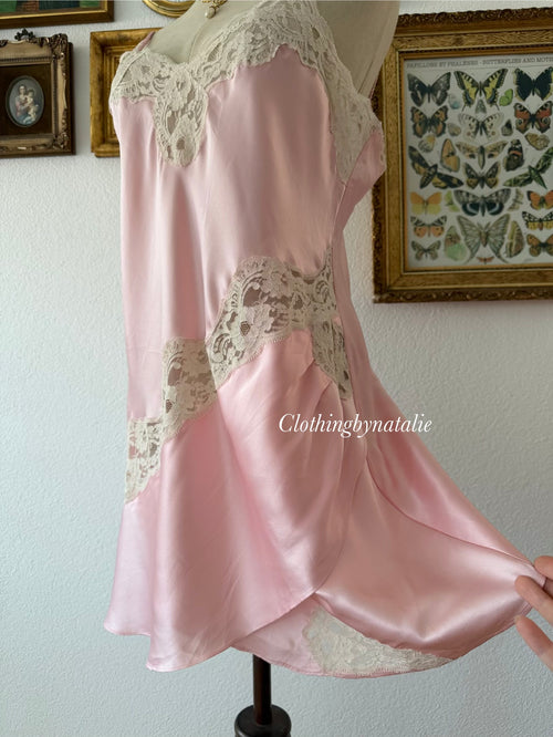 Victoria’s Secret Pink Satin Slip Size M