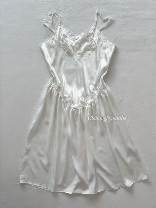Vintage Erika Taylor White Satin Maxi Nightgown Size L
