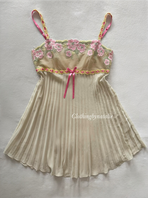 Soft Yellow Pleated Chiffon Slip Size S